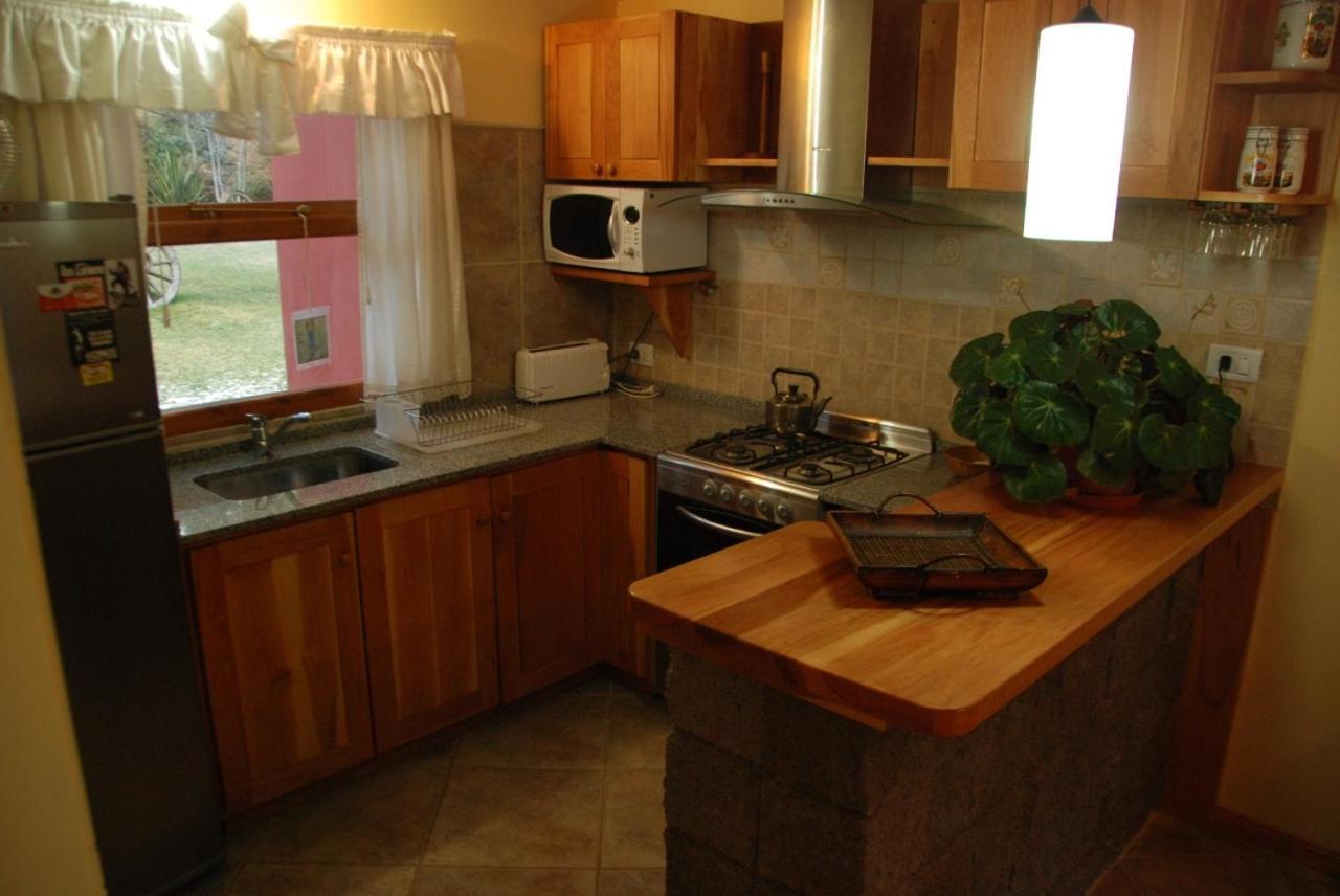 Bungalows Maniu サンカルロスデバリローチェ エクステリア 写真