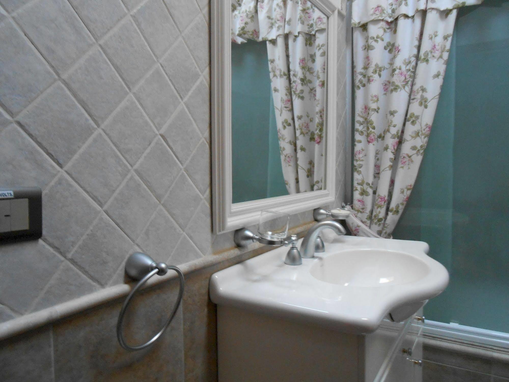 Bungalows Maniu サンカルロスデバリローチェ エクステリア 写真